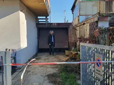 Gli inquirenti sul posto in via Nuova 7 a Sdraussina, nel comune di Sagrado