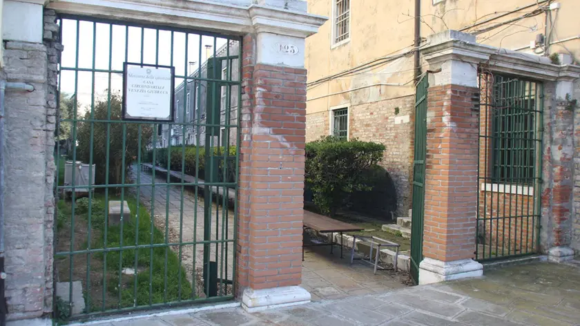 L'ingresso del carcere femminile della Giudecca