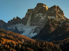 La frana dal Pelmo nella foto di Claudio Ghizzo