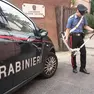Un carabiniere con un monopattino sequestrato