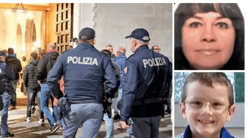 Il Duomo di Muggia durante la veglia per il piccolo Giovanni Trame, ucciso dalla madre Olena Stasiuk, alla presenza delle forze dell’ordine. Foto Silvano