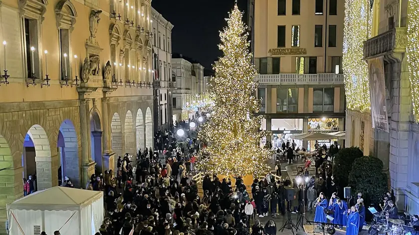 L'albero di Natale sul Liston