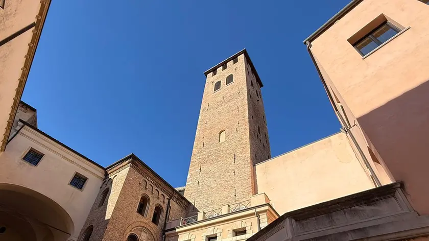 La Torre degli Anziani. Foto Agenzia Bianchi