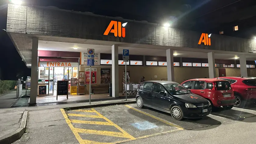 Il supermercato dove è avvenuta la rapina