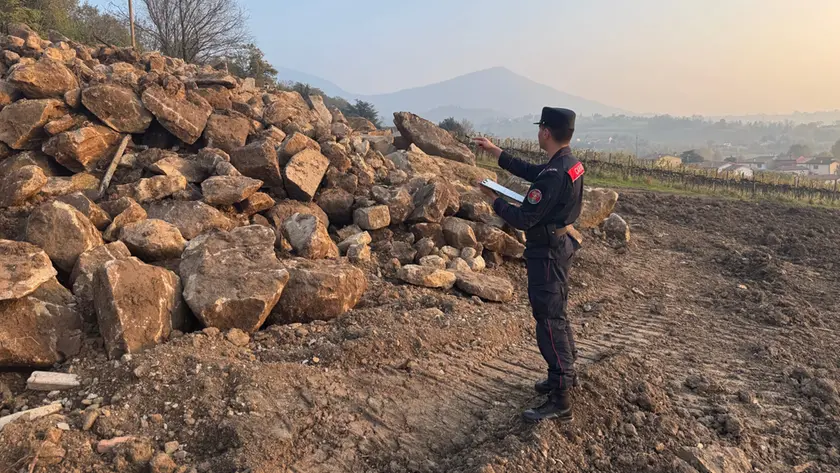 Lo sbancamento sui Colli Euganei con il recupero della trachite