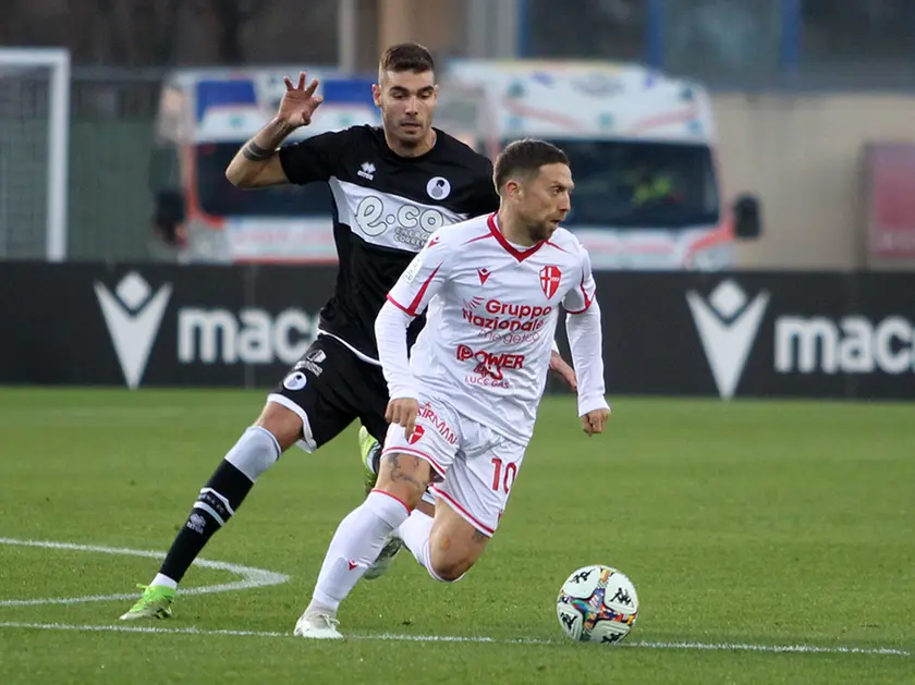Il Papu Gomez in azione contro il Cesena (Foto Piran)