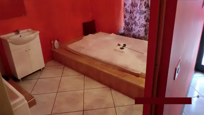 Un centro estetico. A Vigonza arrestata la titolare di una struttura in cui ci facevano massaggi a luci rosse