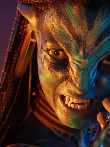 Cameron torna a stupire con “Avatar 3”, Jarmush indaga le crepe della famiglia: al cinema due mondi opposti