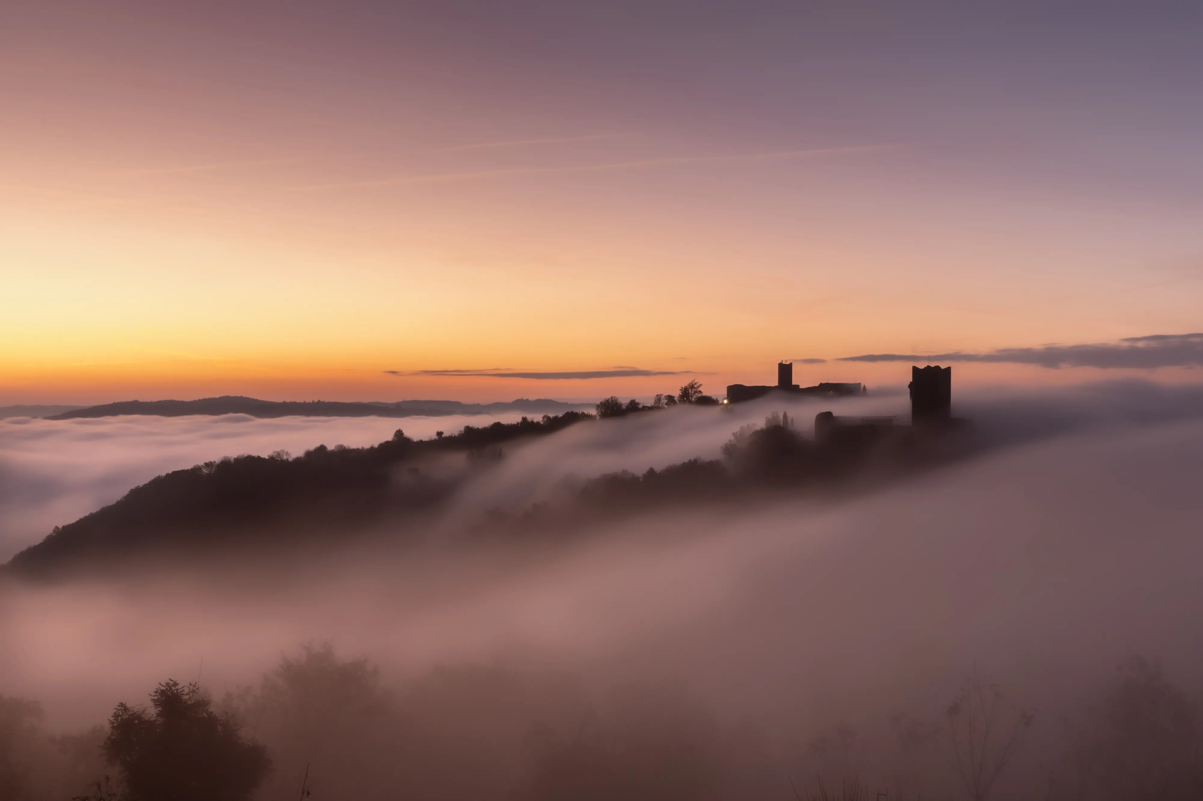 Dodici scatti, uno per ciascun mese, selezionati tra gli oltre 2700 che hanno partecipato al concorso indetto dal nostro giornale con Nord Est Multimedia e la Regione Veneto. Ecco come è andata: il calendario sarà in omaggio gratuito con il mattino di Padova solo martedì 23 dicembre