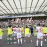 La squadra del Padova sotto la curva