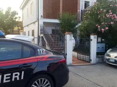 La giovane si è rivolta anche ai carabinieri