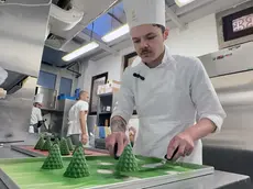 Monoporzione di albero di Natale della pasticceria Graziati