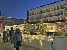 Un hotel delle Terme addobbato per le festività