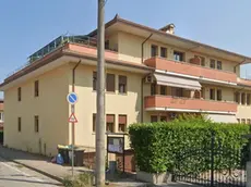 Qui abitava l'operaio morto alla Sesa