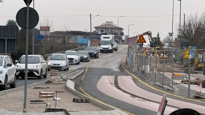 In arrivo il semaforo sul cantiere del tram a ponte di Brenta