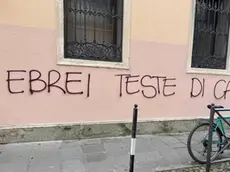 Una scritta apparsa in via Marsala