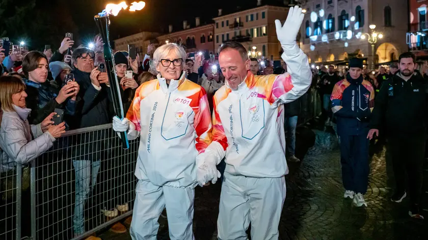 Sara Simeoni e Fulvio Valbusa tedofori domenica a Verona