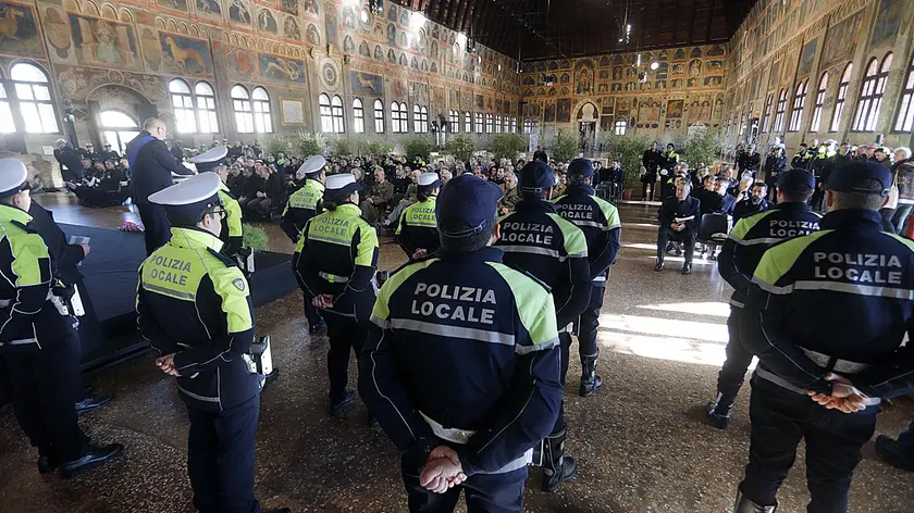 I sindaci chiedono più agenti di polizia locale