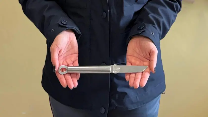 Il coltello sequestrato