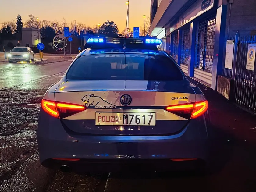 La polizia davanti al Fish Market a Montà
