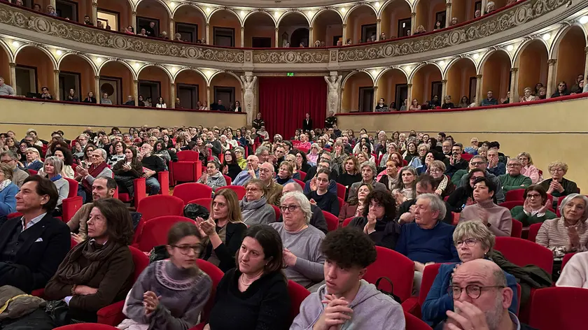 Il pubblico al teatro Verdi