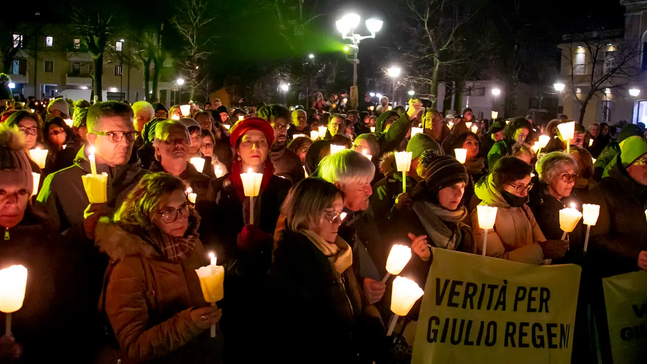 A Fiumicello la fiaccolata per Giulio Regeni (Bonaventura)