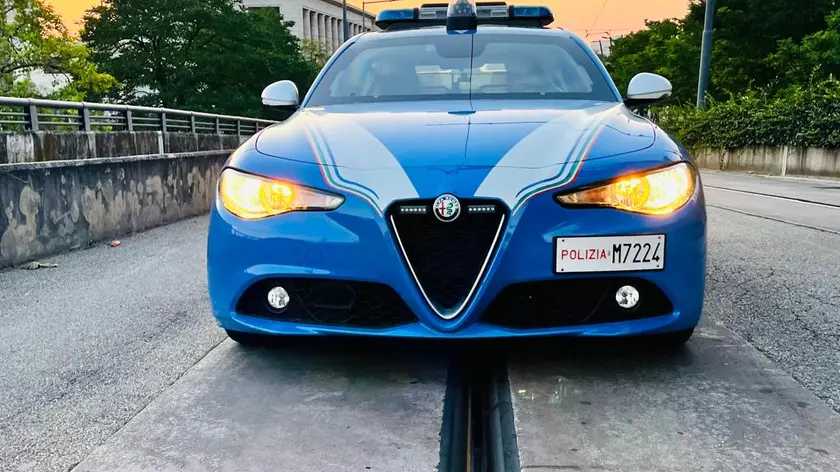 Borseggi sul tram, la polizia arresta due sorelle
