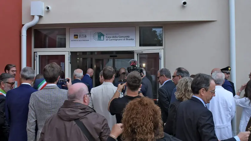 Inaugurazione di una casa di comunità