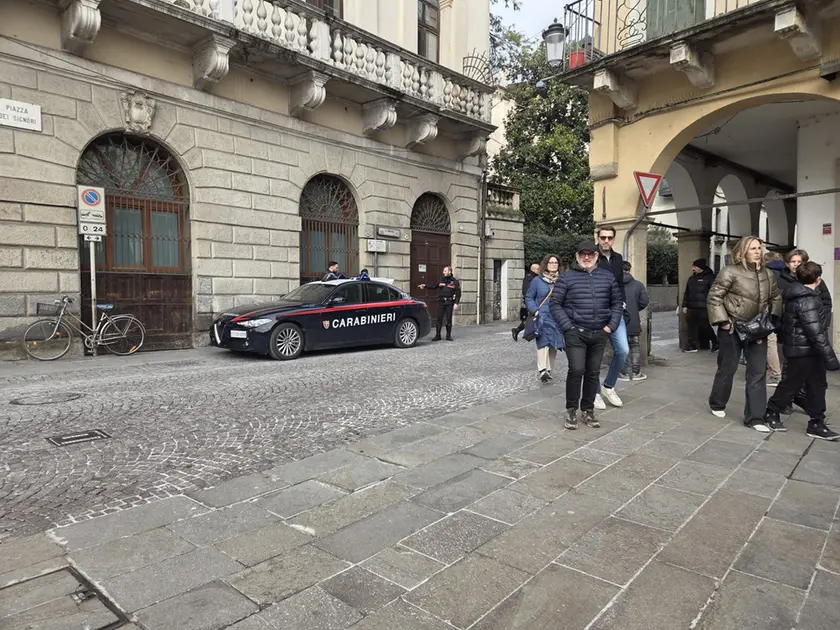 Il luogo in cui è avvenuto il pestaggio, in piazza dei Signori