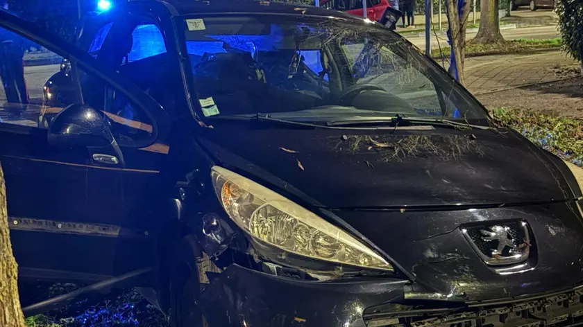 Inseguimento dall'Arcella fino a Cadoneghe, poi lo schianto