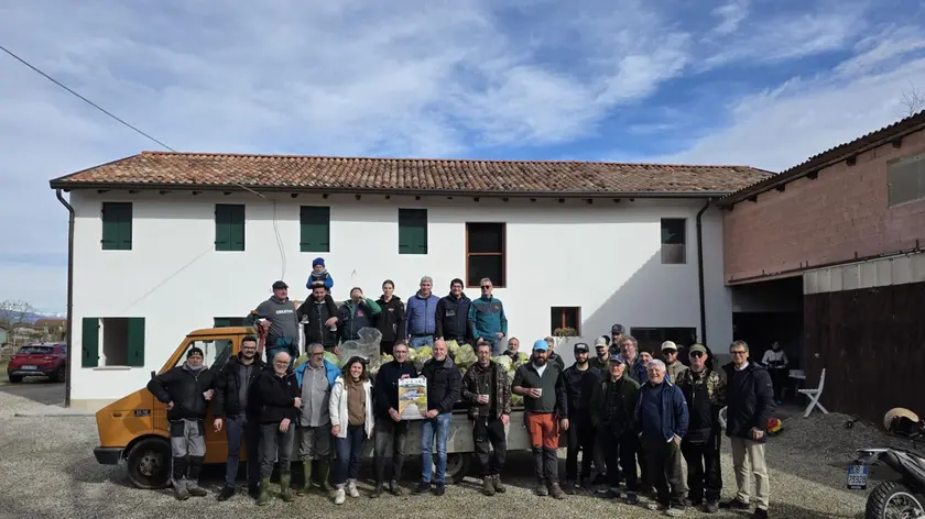 I volontari che hanno partecipato alla giornata ecologica di Santa Giustina in Colle