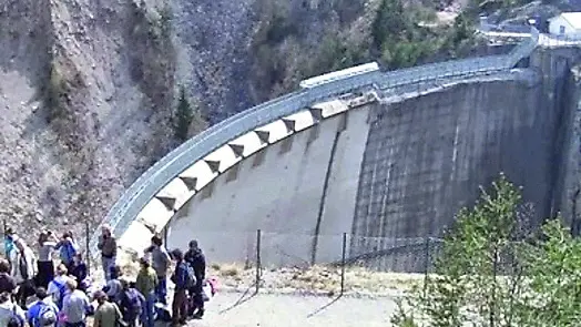 Una veduta della diga del Vajont