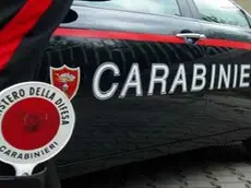 Scappano dai carabinieri e poi li aggrediscono: arrestati due ventenni