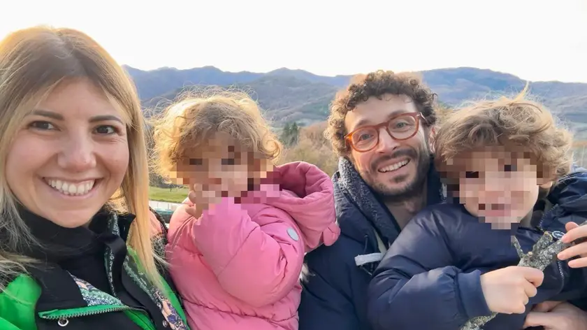 Il primario della Ginecologia di Abano Manuele Maria Ianieri con la famiglia