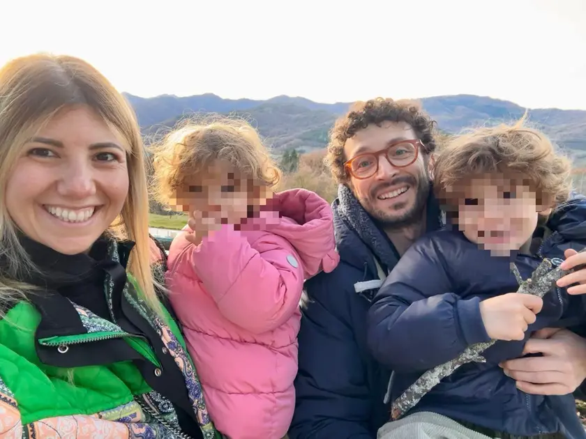 Il primario della Ginecologia di Abano Manuele Maria Ianieri con la famiglia