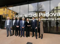 Il taglio del nastro del nuovo laboratorio dell'Università di Padova con computer quantistico