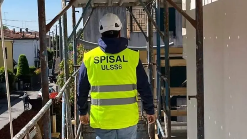 Operaio morto sul lavoro a Saonara: qui un sopralluogo dello Spisal