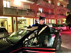 I carabinieri indagano sul furto al rappresentante orafo