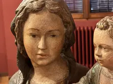 La statua con bambino rubata