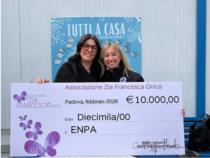 La donazione all'Enpa di Padova per l'acquisto dell'auto