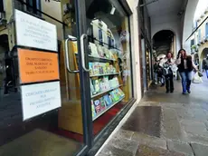 La Libreria dei Ragazzi di via Daniele Manin, strada in cui chiude anche il negozio di calzature Gabbani