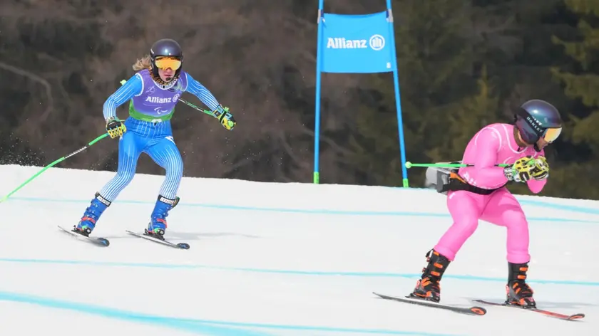 La discesa di Chiara Mazzel, con l’atleta guida Nicola Cotti Contini