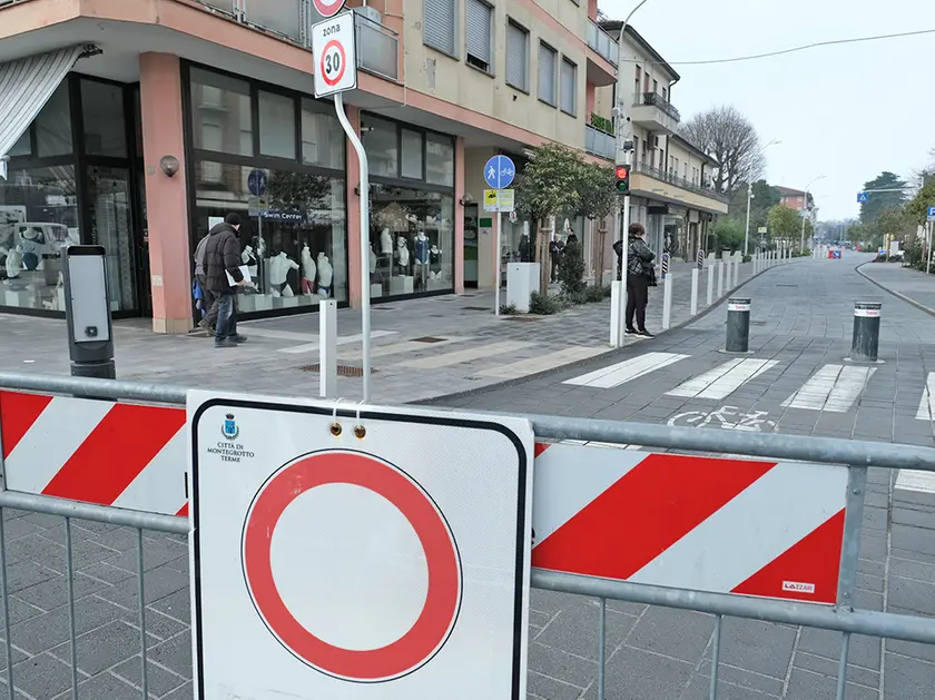 L'area pedonalizzata a Montegrotto Terme