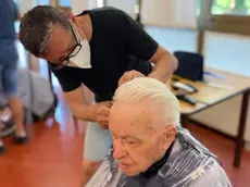 Il taglio dei capelli all'Opsa di Sarmeola