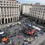 Un’immagine di piazza Insurrezione senza auto