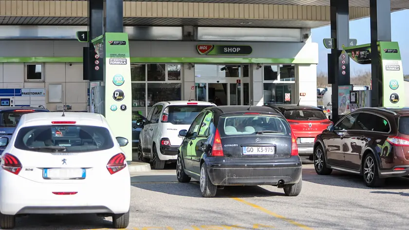 Distributori di benzina a Nova Gorica (Tibaldi)