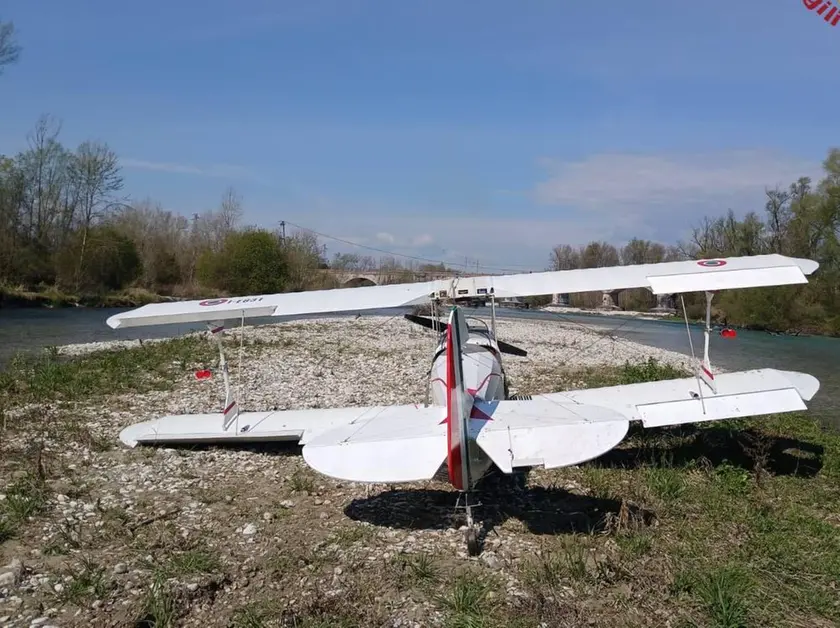 Fontaniva, ultraleggero costretto ad atterraggio d’emergenza