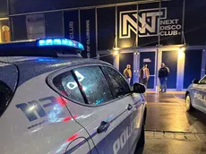 La polizia nel locale Next di via Montà