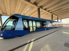 Tram Sir2 a Padova, continua la polemica: opposizione chiede trasparenza su ritardi e consegne