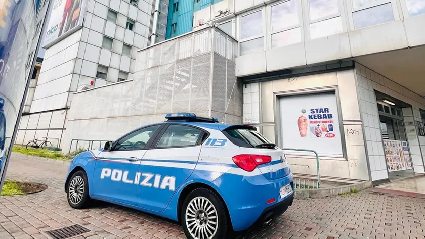 Blitz della polizia alla Torre Belvedere